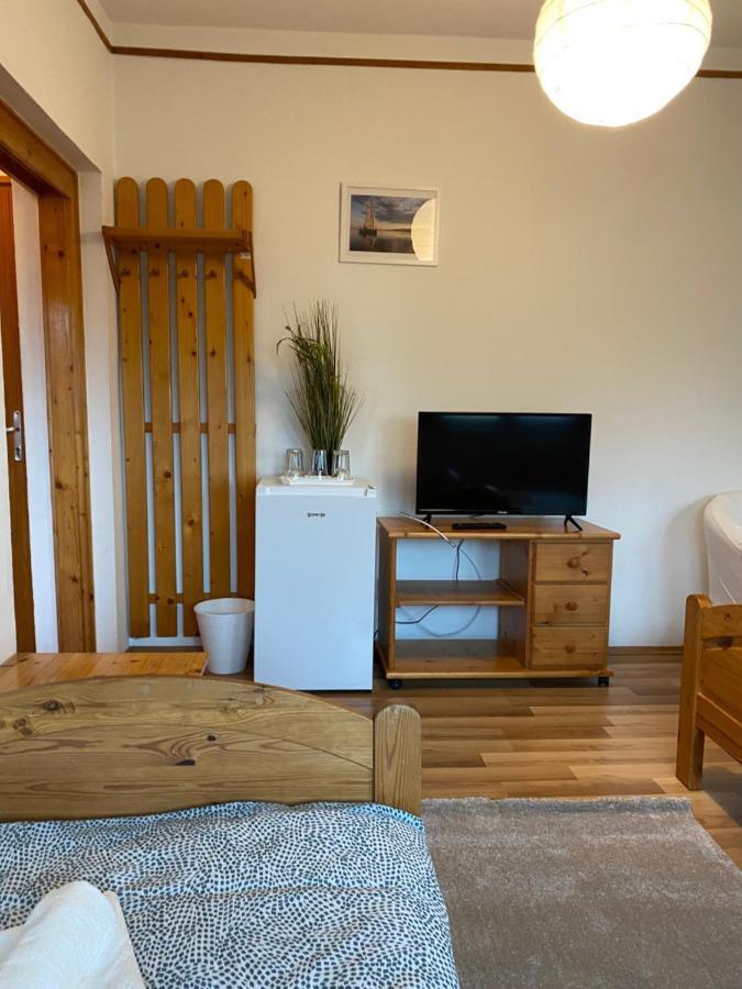 Global Apartmanhaz Vonyarcvashegy Bagian luar foto