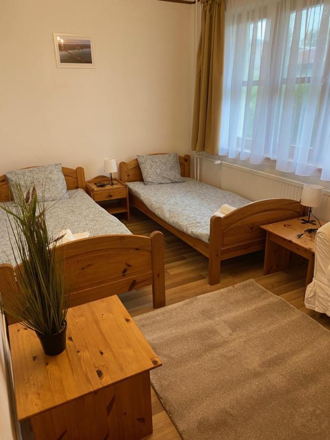 Global Apartmanhaz Vonyarcvashegy Bagian luar foto