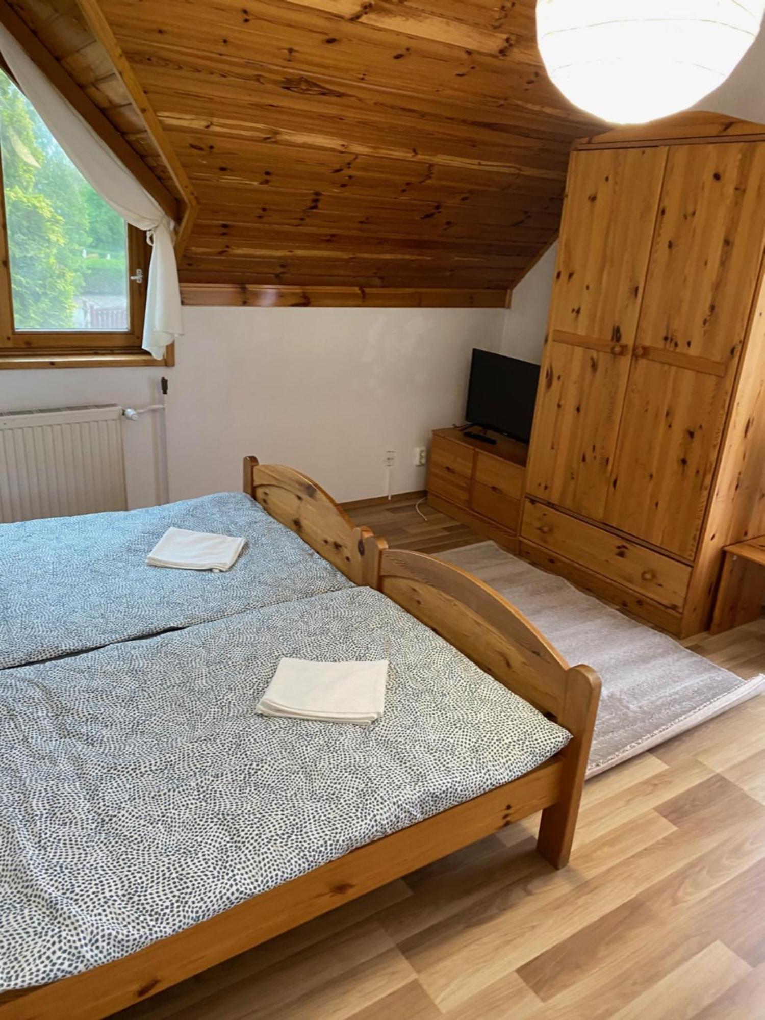 Global Apartmanhaz Vonyarcvashegy Bagian luar foto